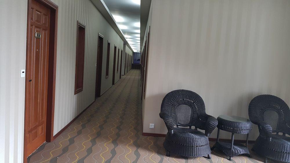 Sky Man Hotel Gyogon 外观 照片