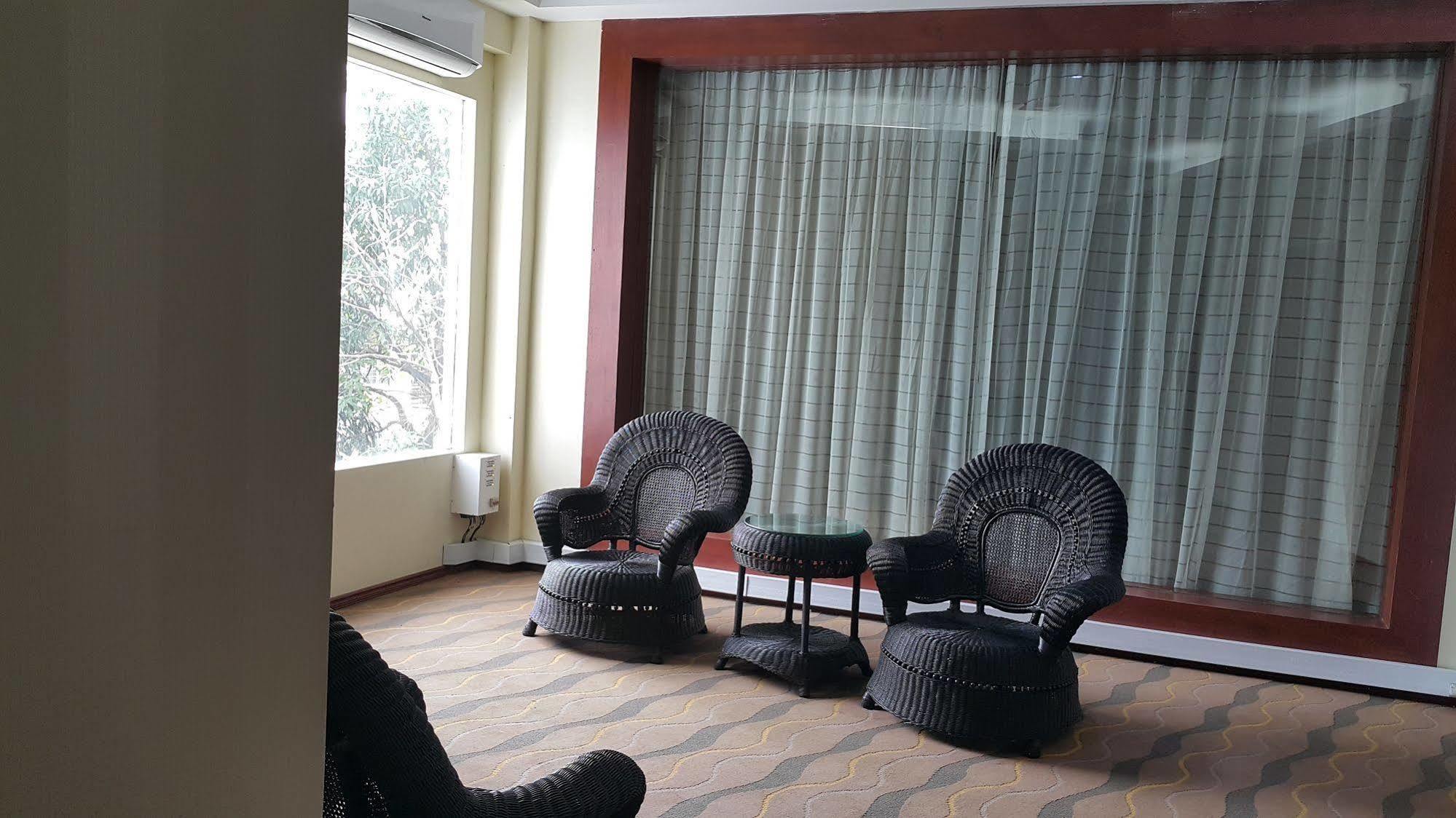 Sky Man Hotel Gyogon 外观 照片